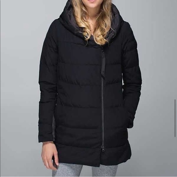 lululemon black puffer jacket